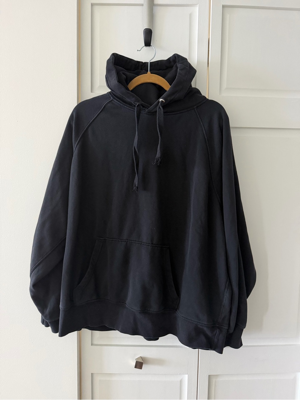 H&M Oversized Cozy Cotton-Blend Pullover Hoodie in Black - Size L